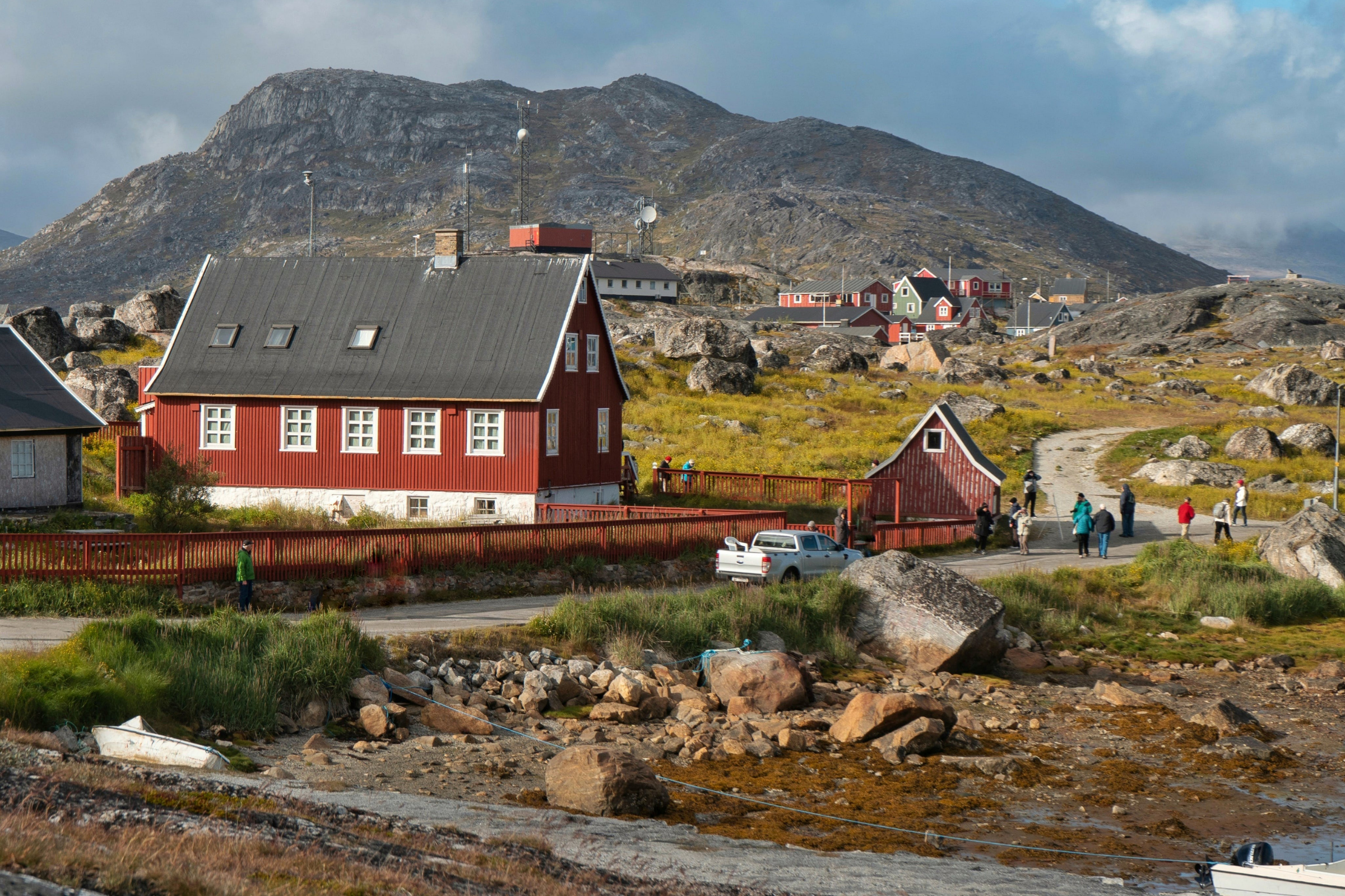 16 ella island.webp